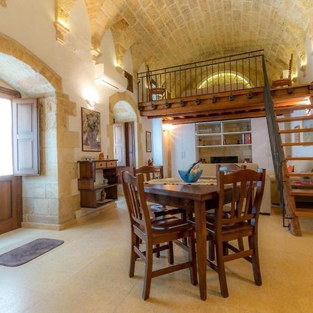 San Domenico Suite Martano Extérieur photo