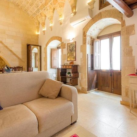 San Domenico Suite Martano Extérieur photo